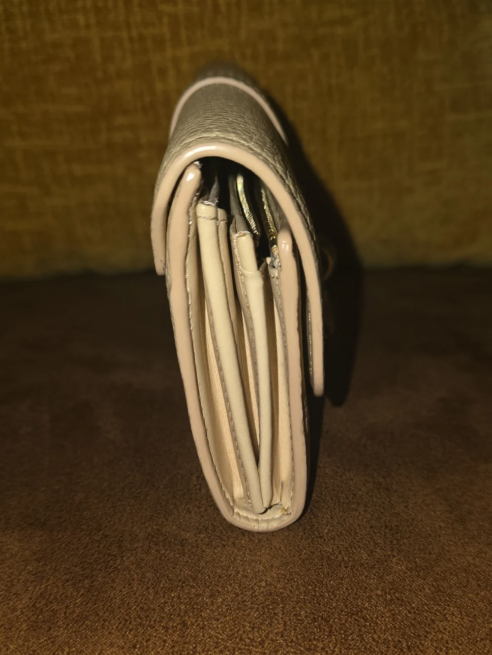 Chloe elegant neutral